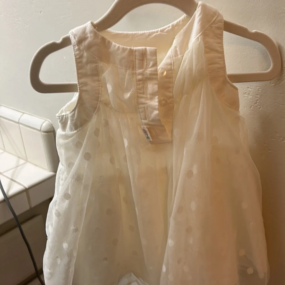 White lace and polka dot sleeveless dress by Anne Geddes Beginnings 9 month - Picture 3 of 5